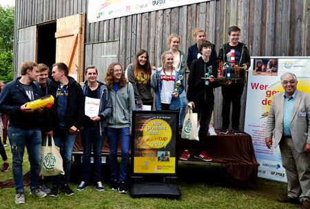 Strahlende Sieger beim 9. S-H Solarcup (Foto: Udo Brandhorst)